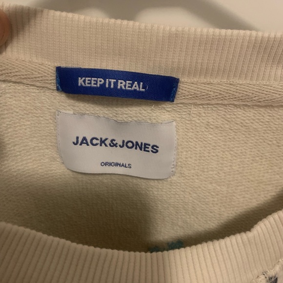 Jack and Jones keep it real sweater size L. Pineapples, umbrella, islands - Picture 2 of 13